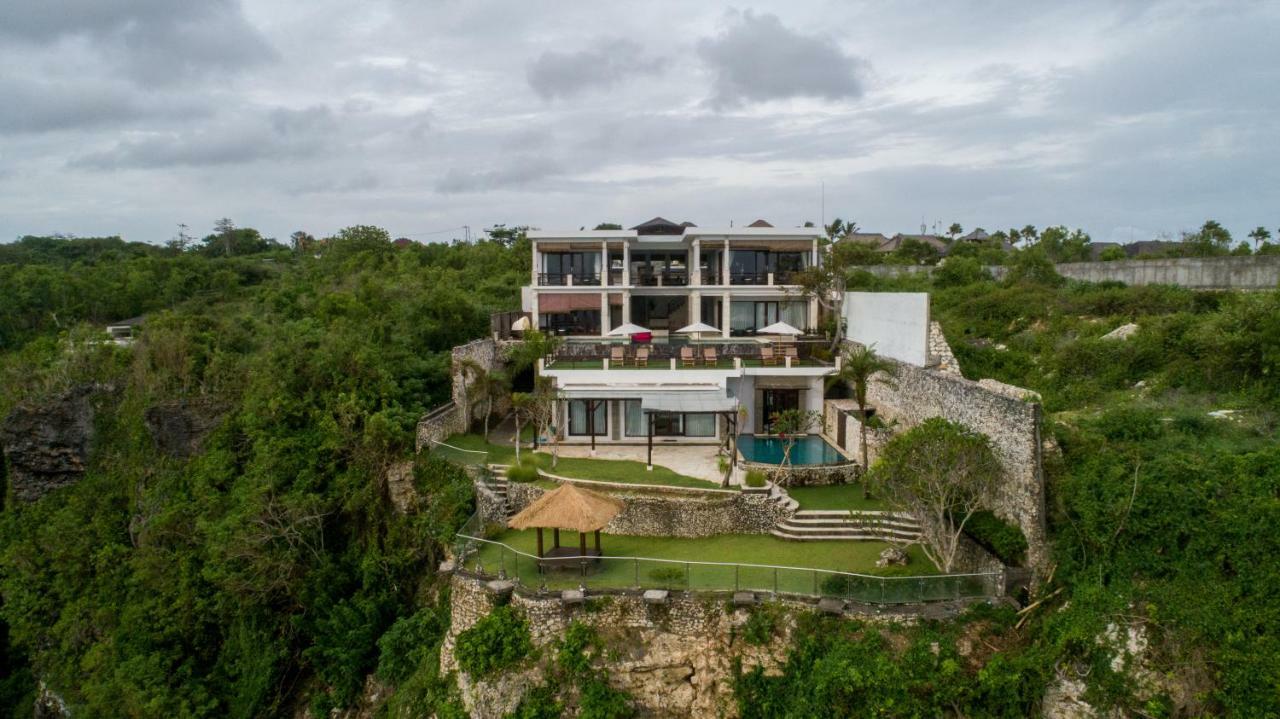 de 1000 m² con 5 habitación/es y 5 baño/s de uso privado, en Playa Uluwatu Exterior foto
