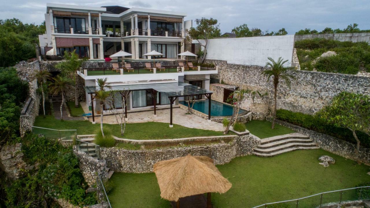 de 1000 m² con 5 habitación/es y 5 baño/s de uso privado, en Playa Uluwatu Exterior foto