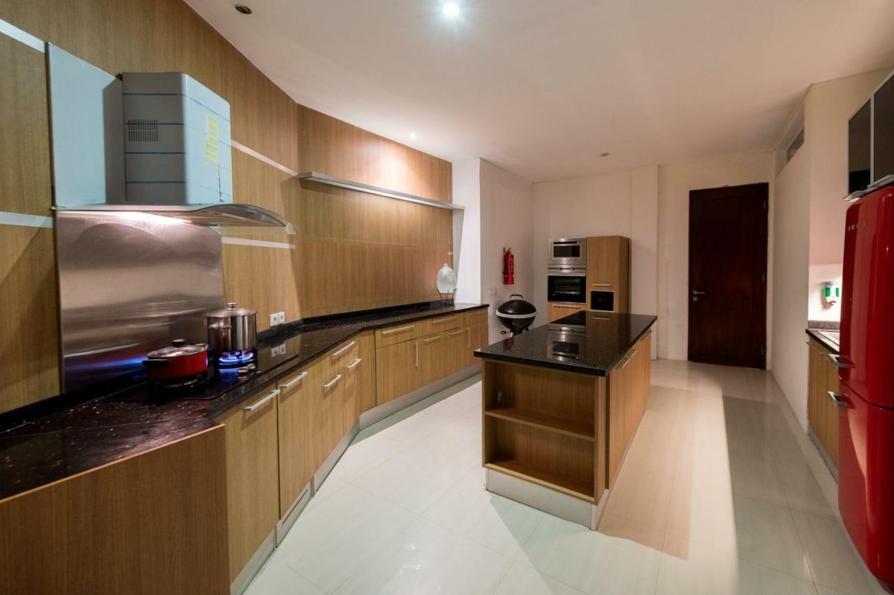 de 1000 m² con 5 habitación/es y 5 baño/s de uso privado, en Playa Uluwatu Exterior foto