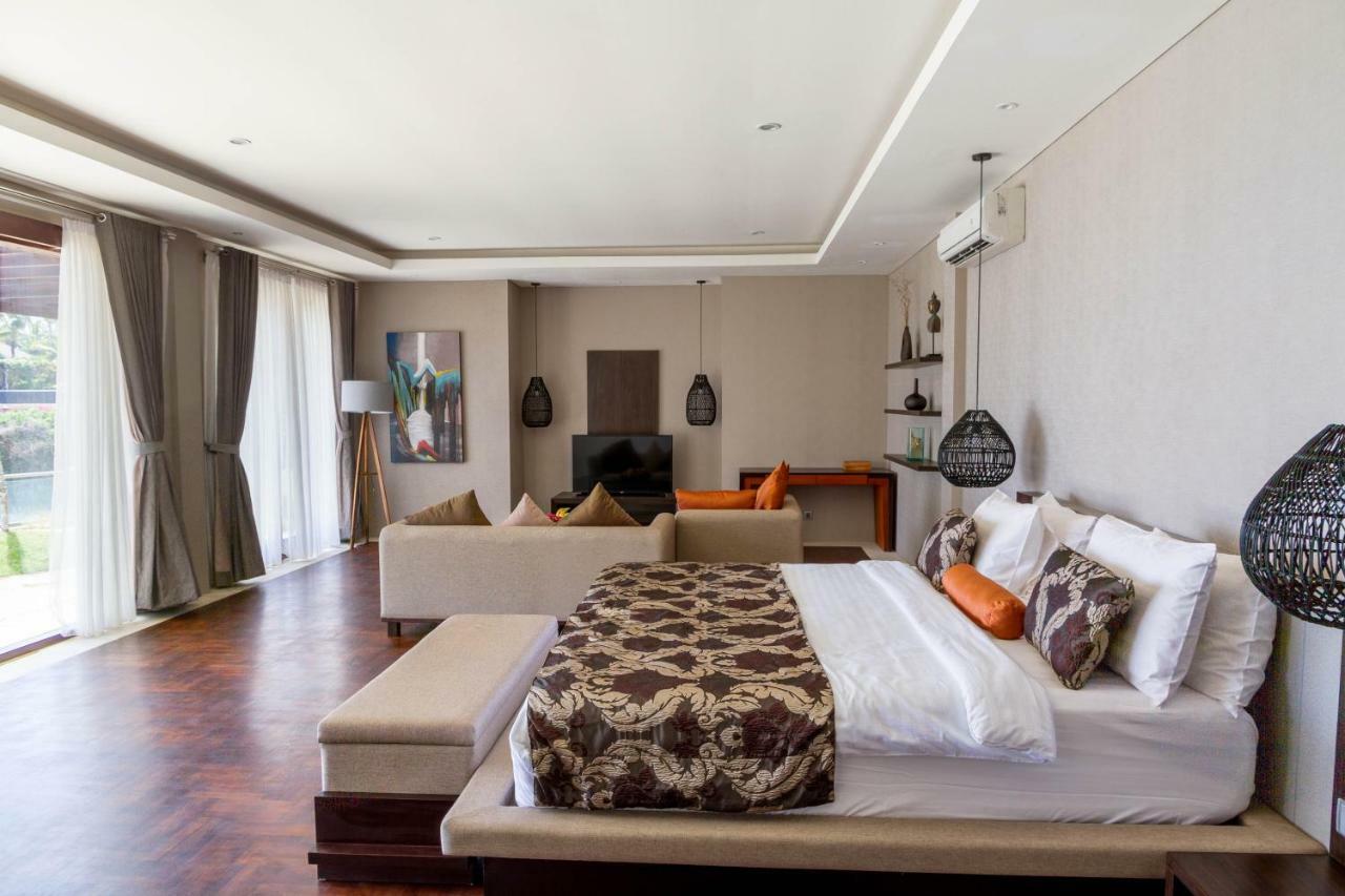 de 1000 m² con 5 habitación/es y 5 baño/s de uso privado, en Playa Uluwatu Exterior foto