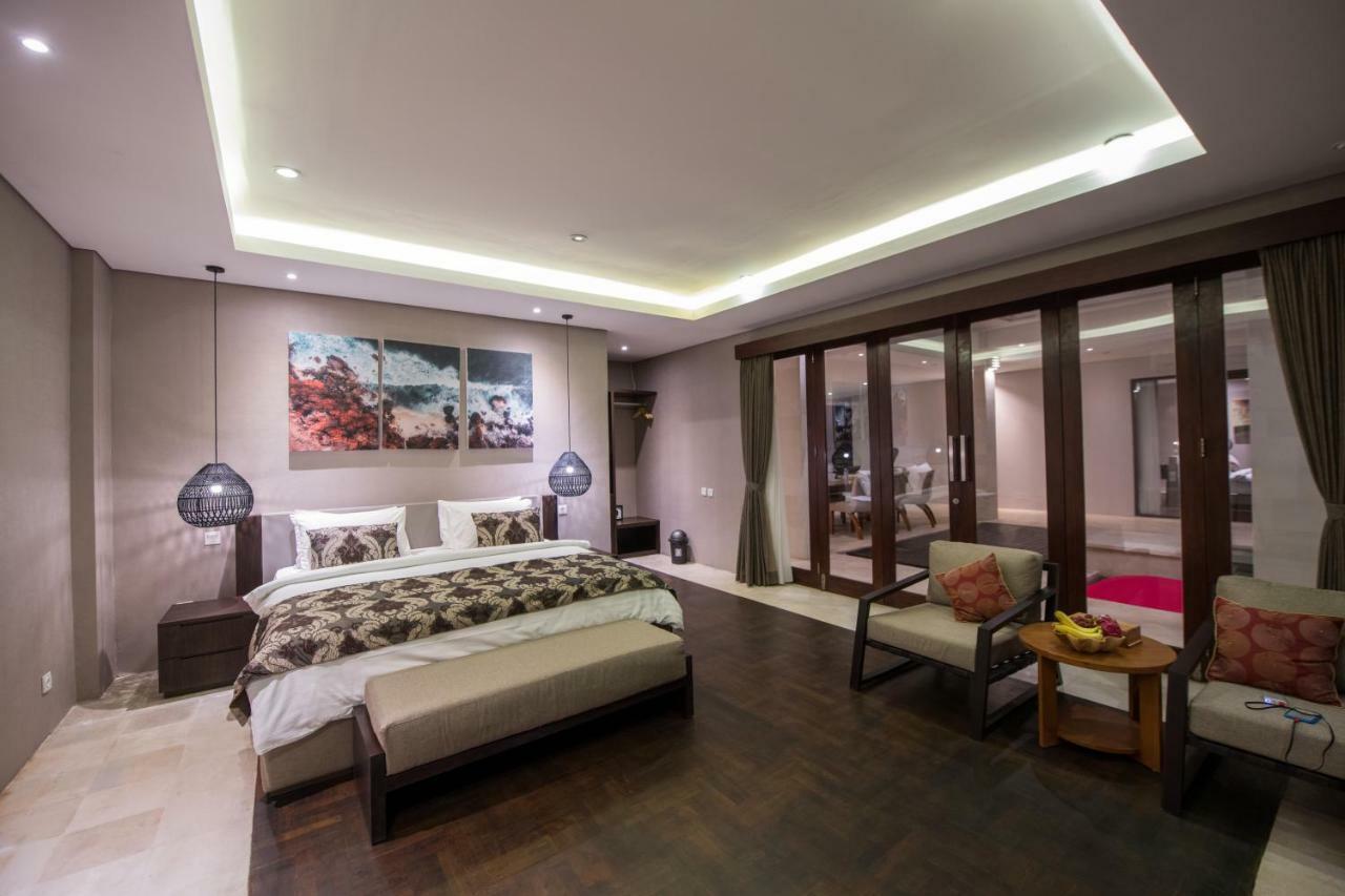 de 1000 m² con 5 habitación/es y 5 baño/s de uso privado, en Playa Uluwatu Exterior foto